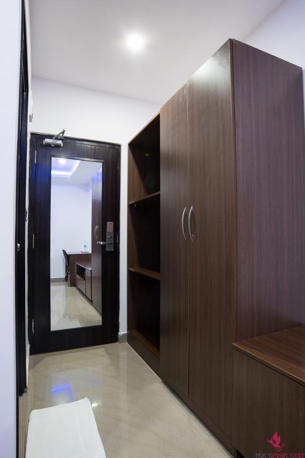 The Urban Nest Hotel Бангалор Екстериор снимка