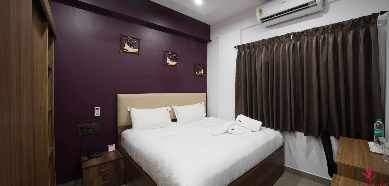The Urban Nest Hotel Бангалор Екстериор снимка